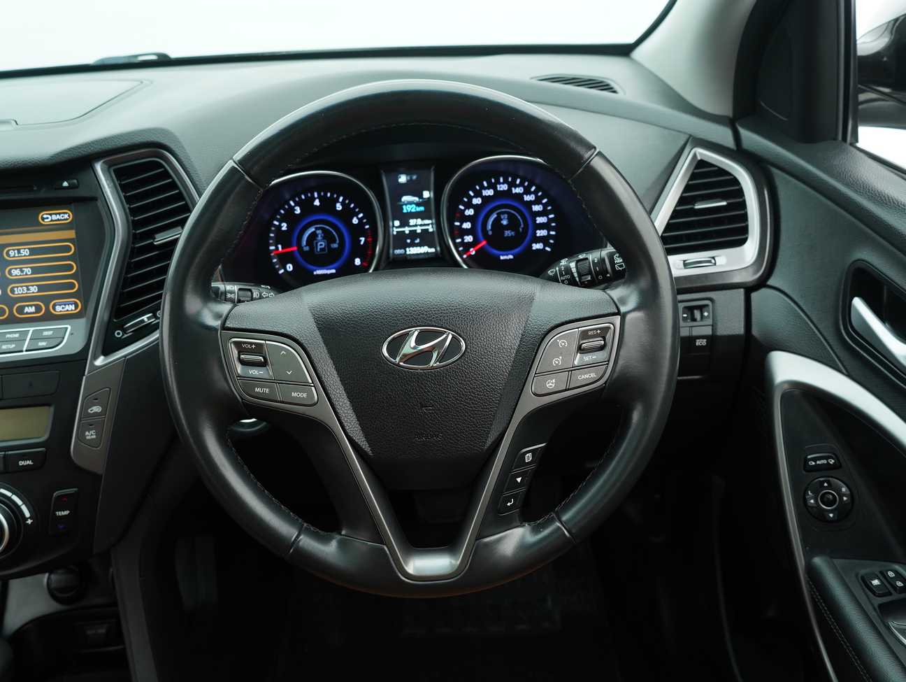 used 2014 Inokom Santa Fe Executive Plus 2.4