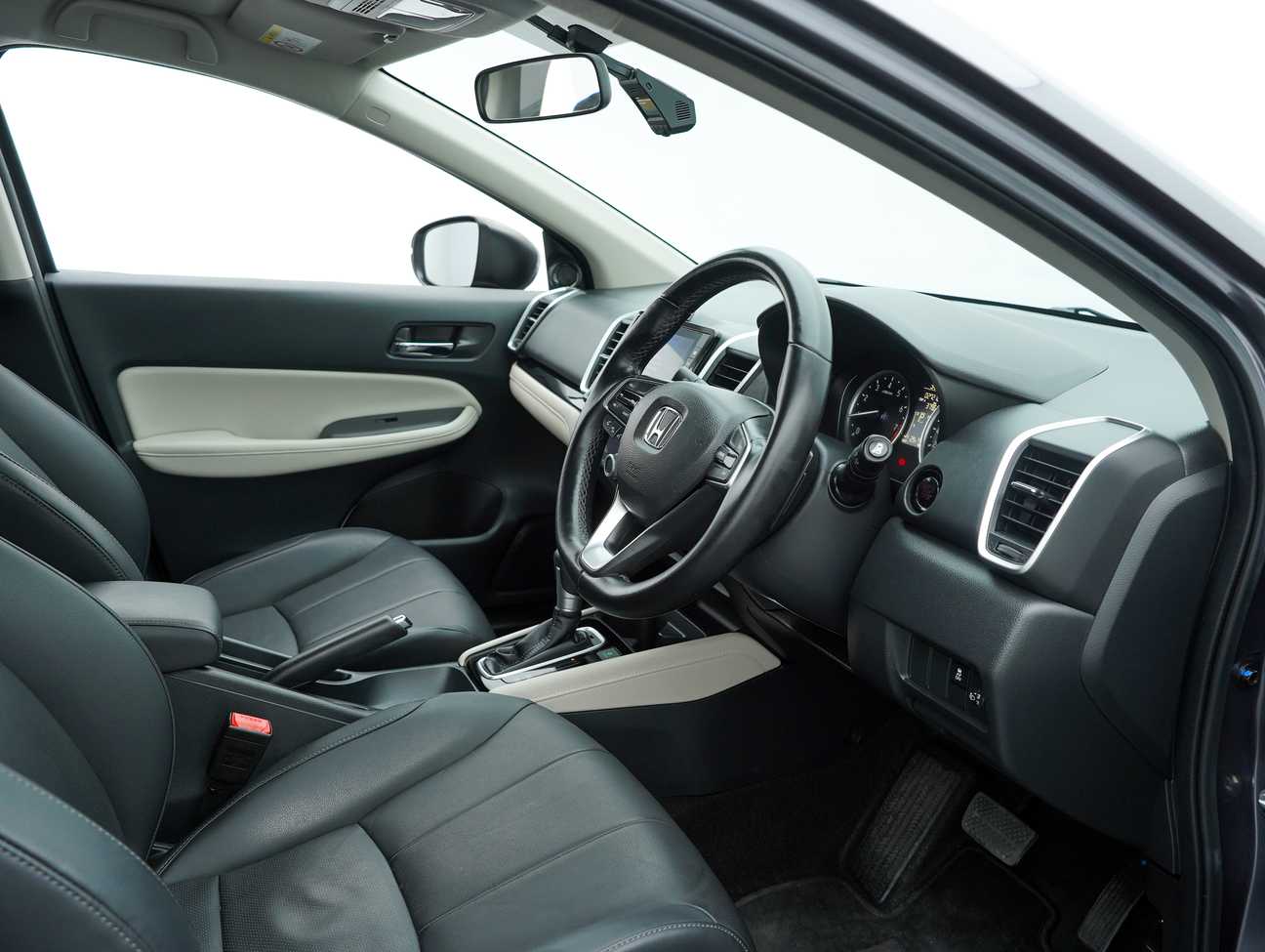 terpakai 2022 Honda City V 1.5