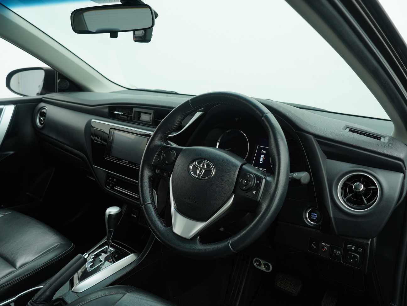 terpakai 2017 Toyota Corolla Altis G 1.8