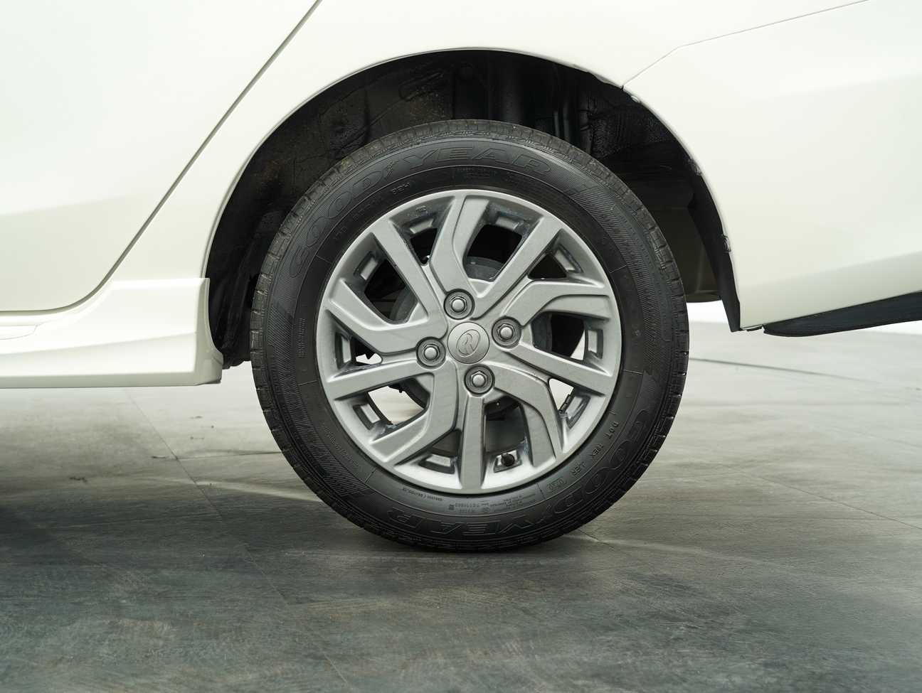 used 2018 Perodua Bezza Advance 1.3