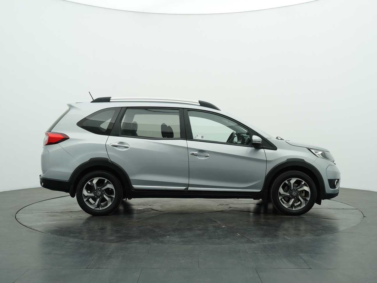 used 2017 Honda BR-V V 1.5