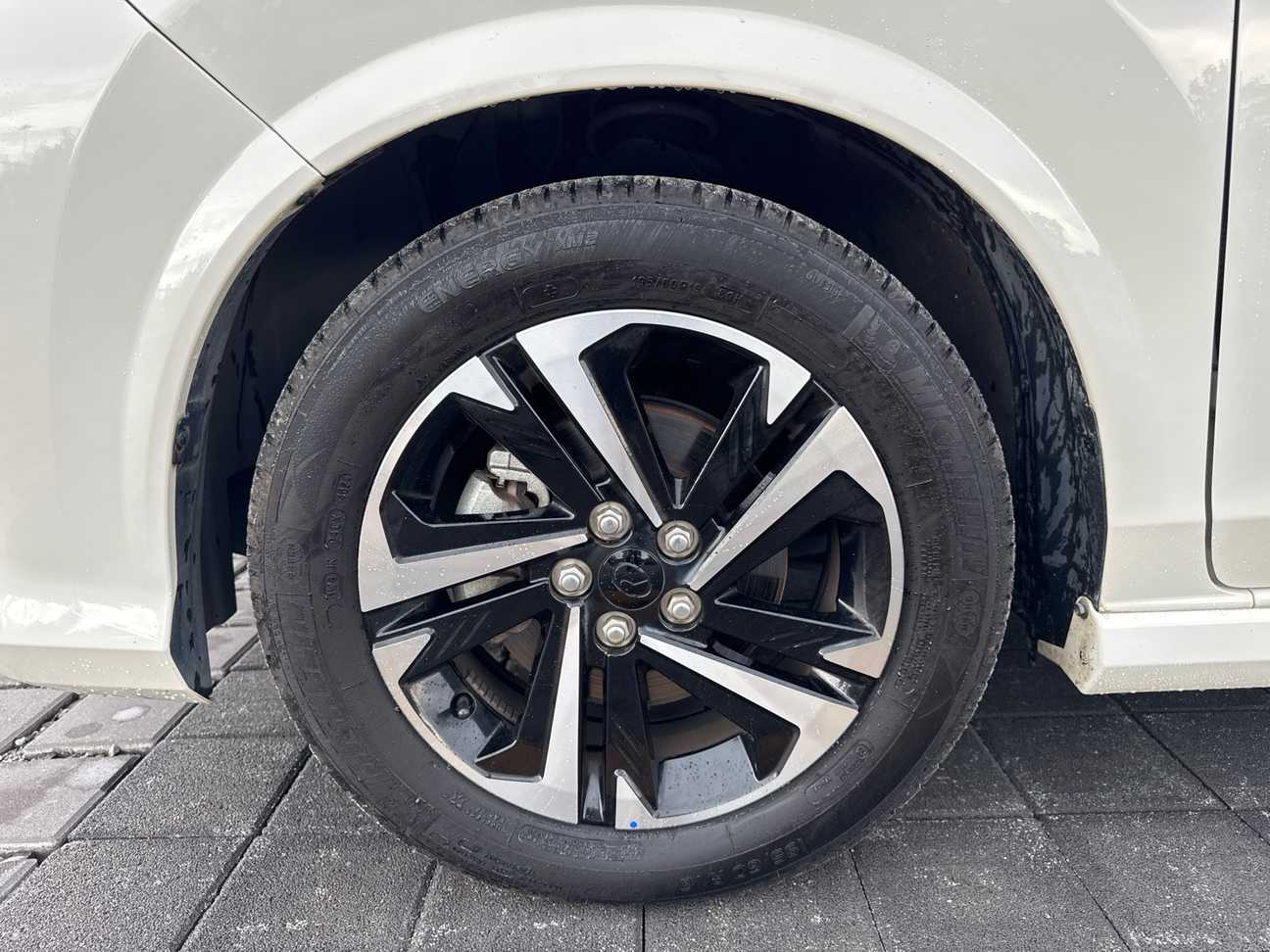 terpakai 2024 Perodua Alza AV 1.5