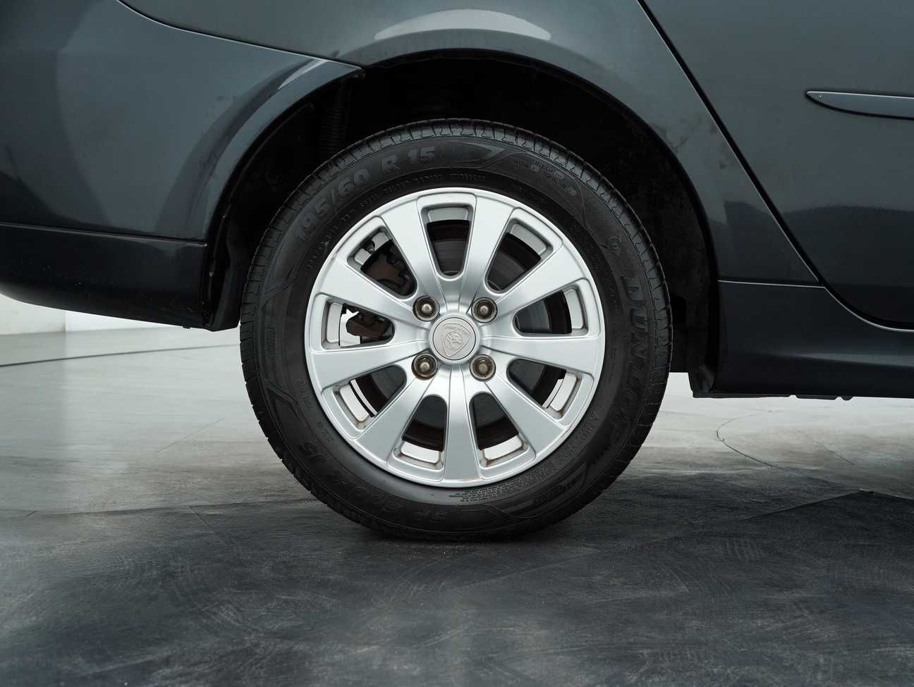 used 2014 Proton Persona SV 1.6