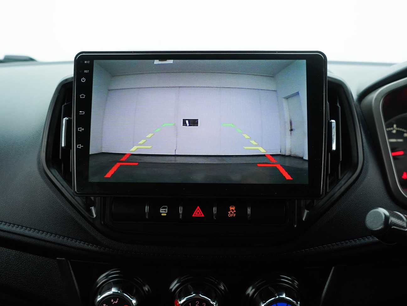 terpakai 2015 Proton Iriz Premium 1.6