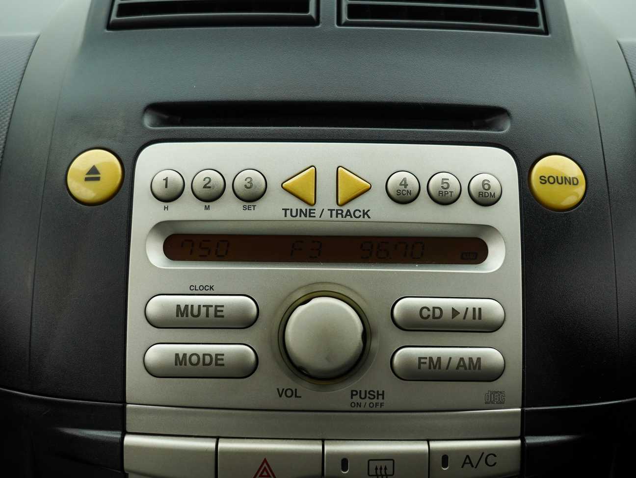 terpakai 2006 Perodua Myvi EZi 1.3