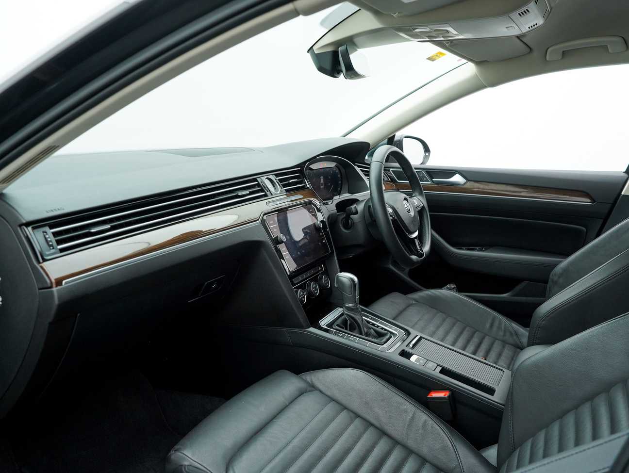 terpakai 2018 Volkswagen Passat 380 TSI Highline 2.0