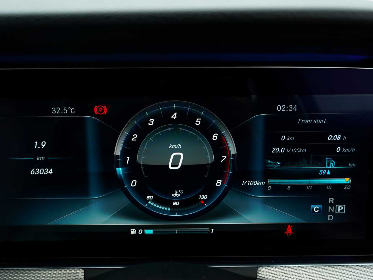 terpakai 2016 Mercedes-Benz E 200 2.0