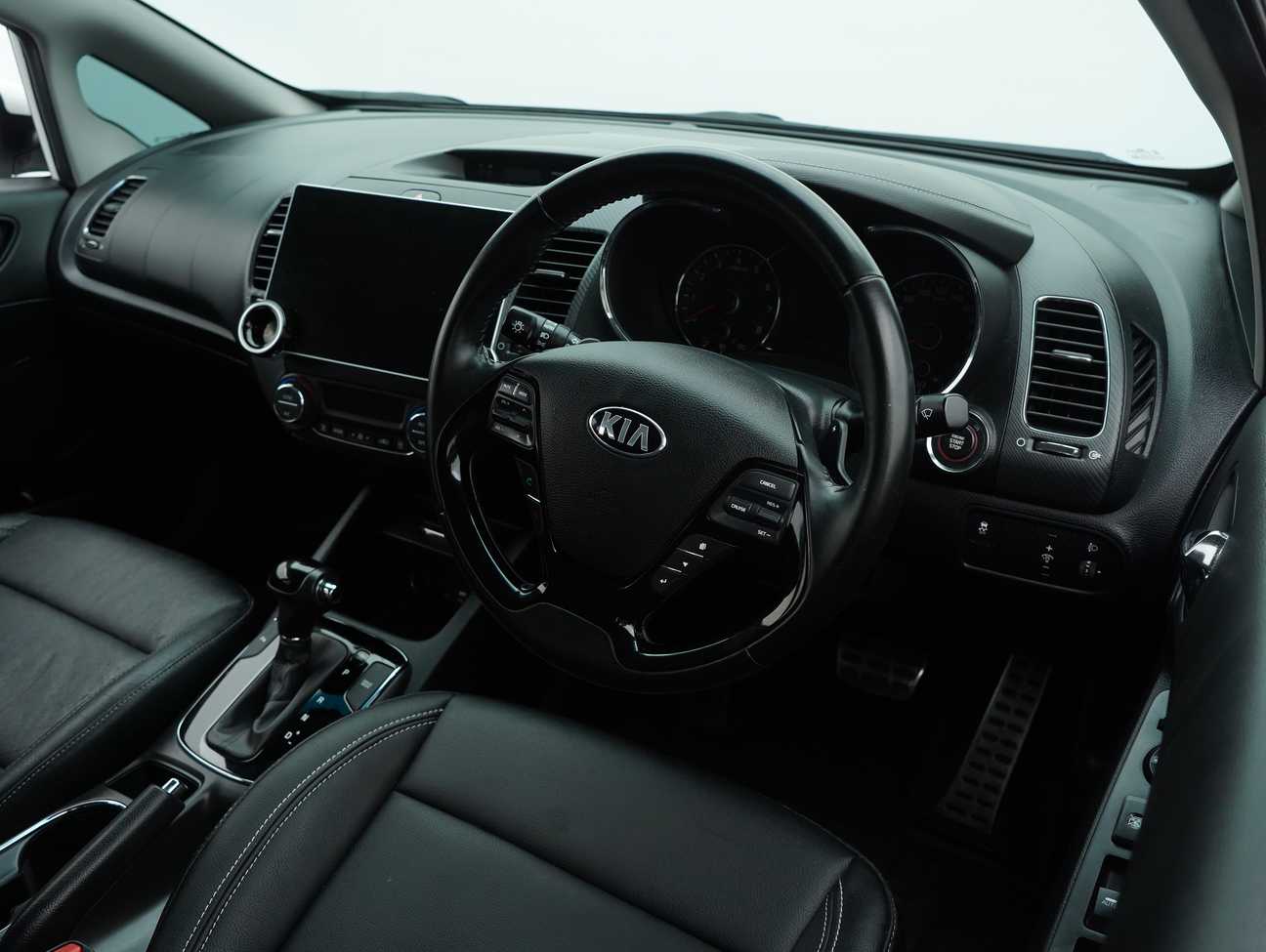 terpakai 2018 Kia Cerato K3 1.6