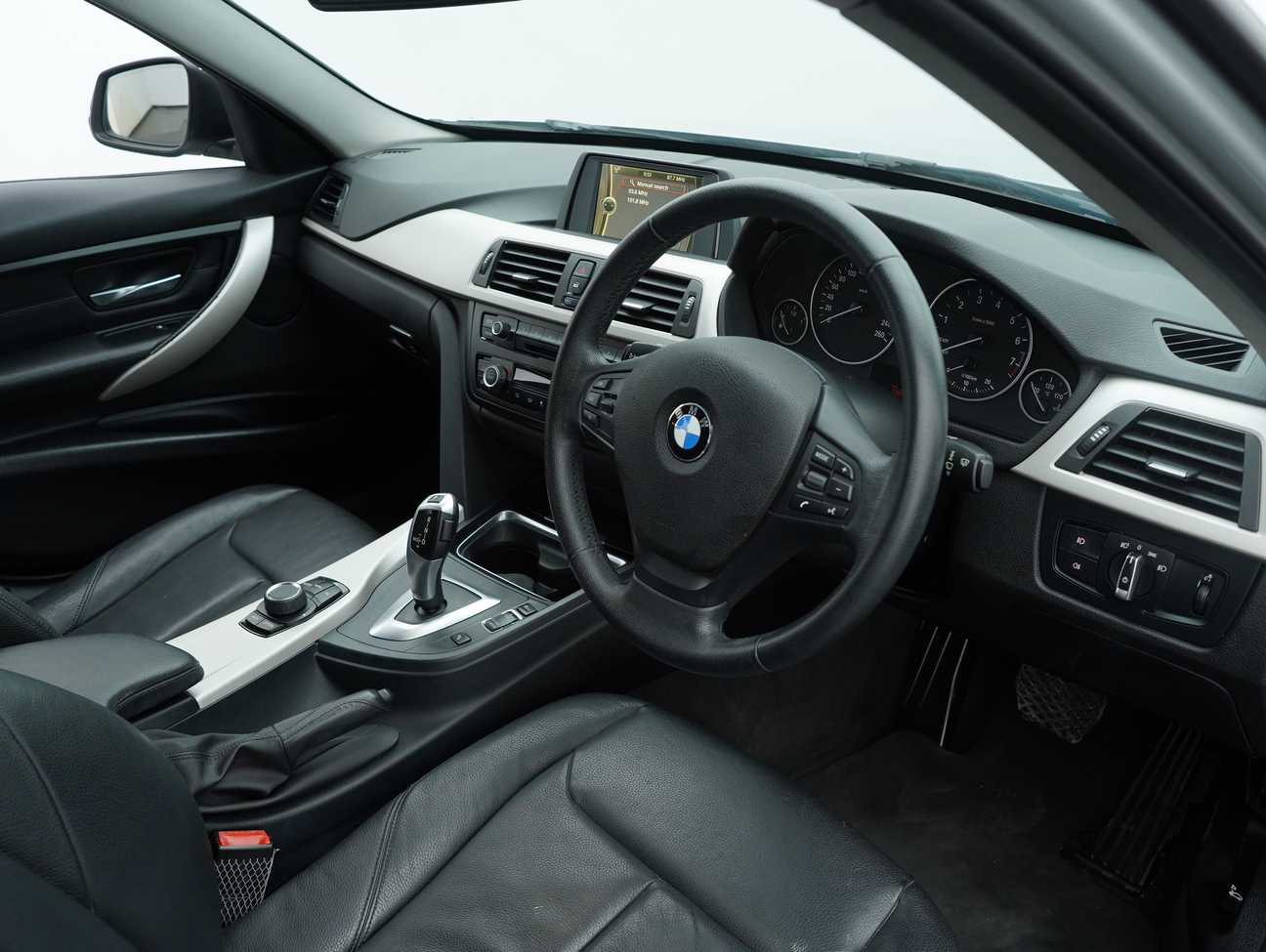 used 2014 BMW 316i  1.6