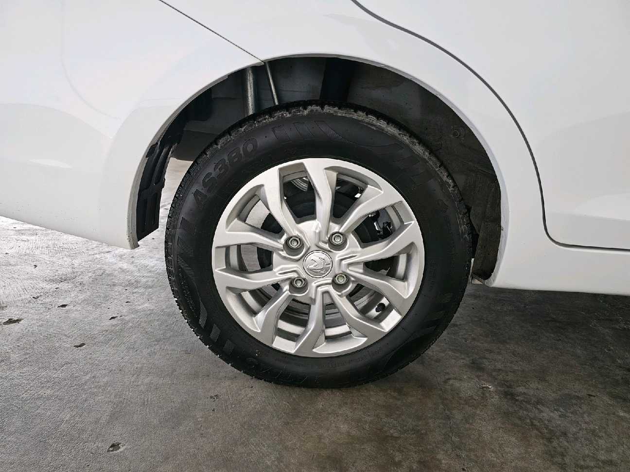 terpakai 2024 Proton Saga Standard 1.3