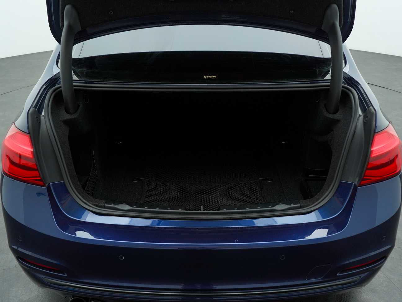 used 2016 BMW 320i Sport Line 2.0