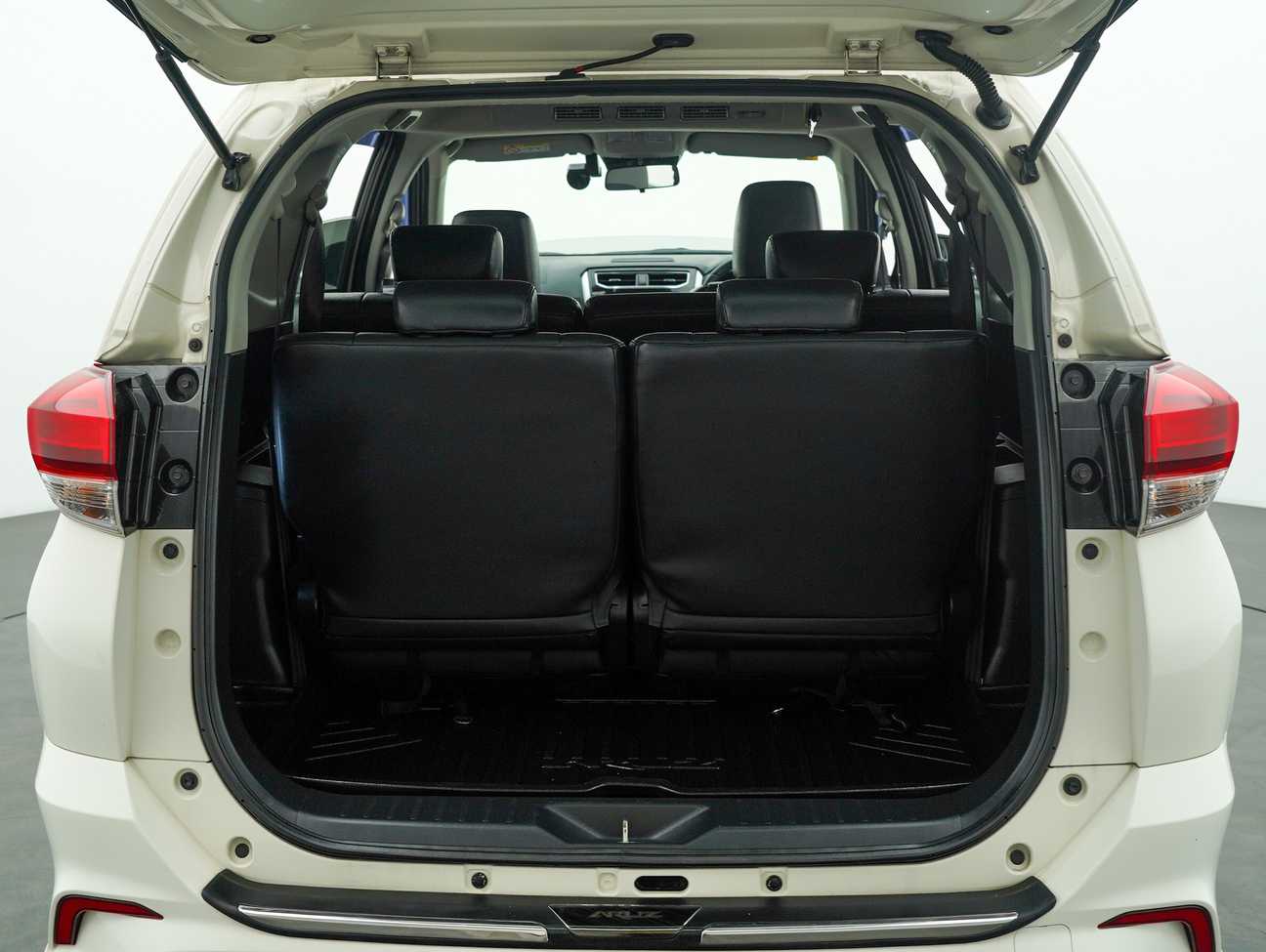 terpakai 2019 Perodua Aruz AV 1.5