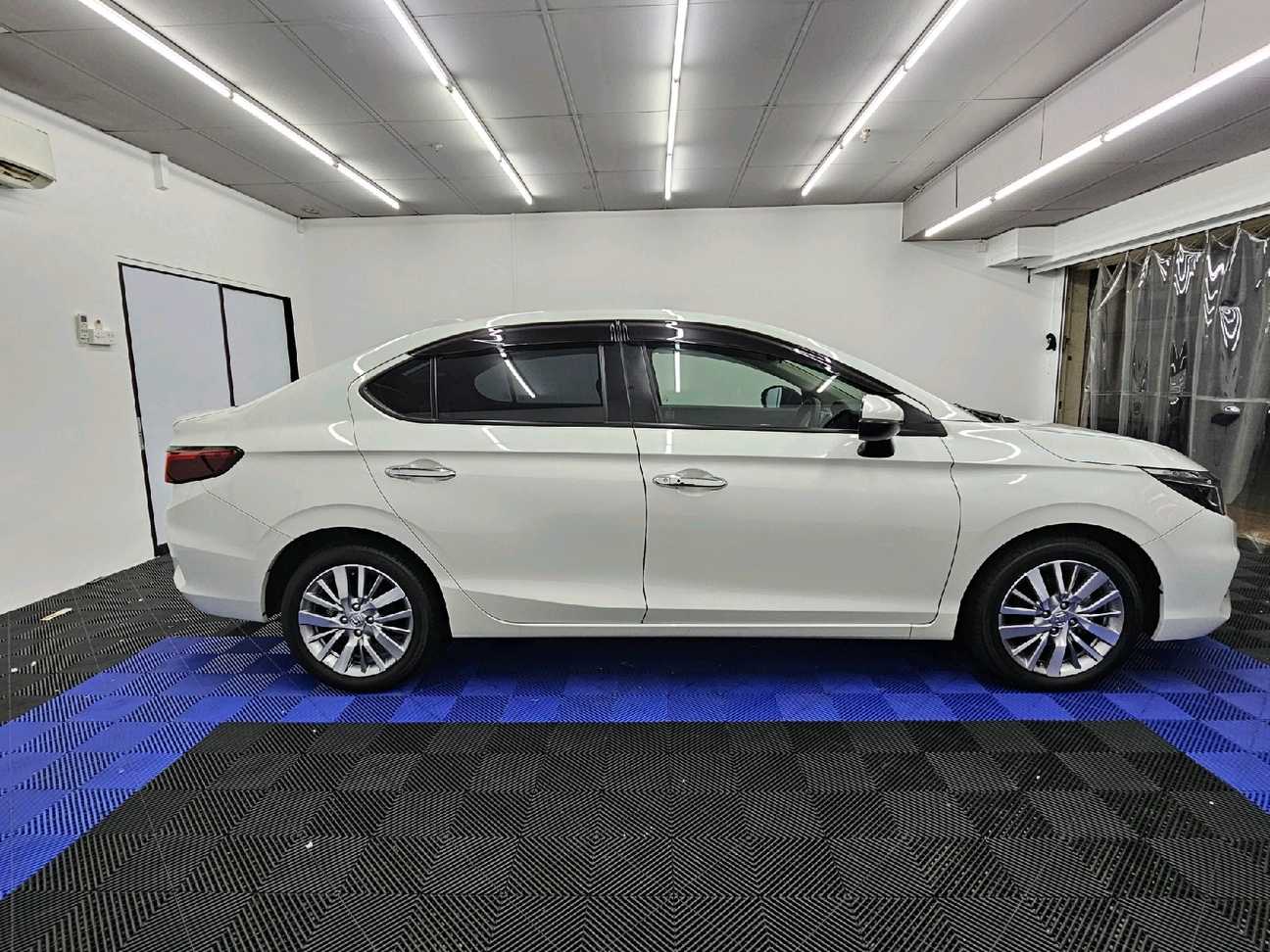 used 2022 Honda City V 1.5