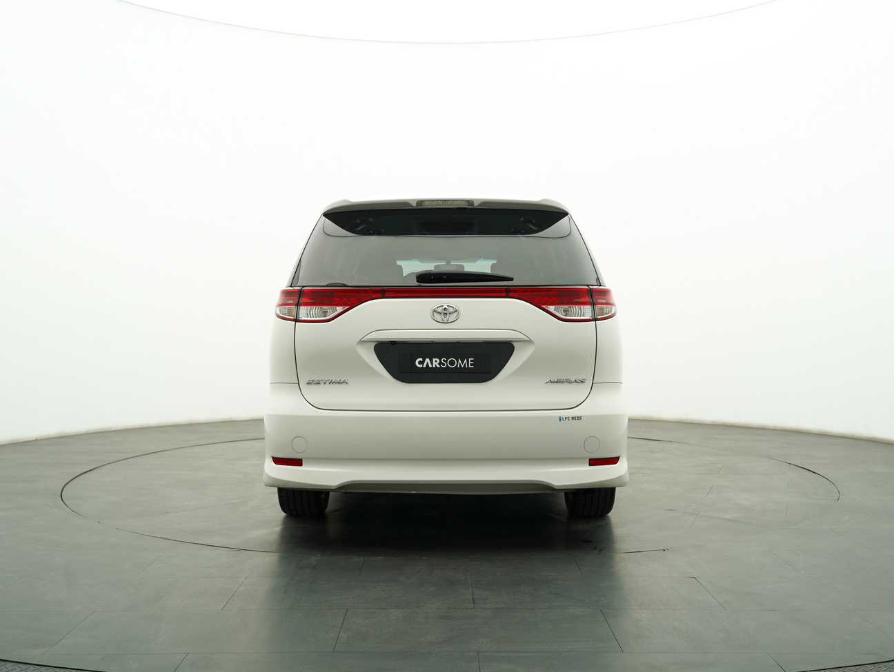 used 2010 Toyota Estima  2.4