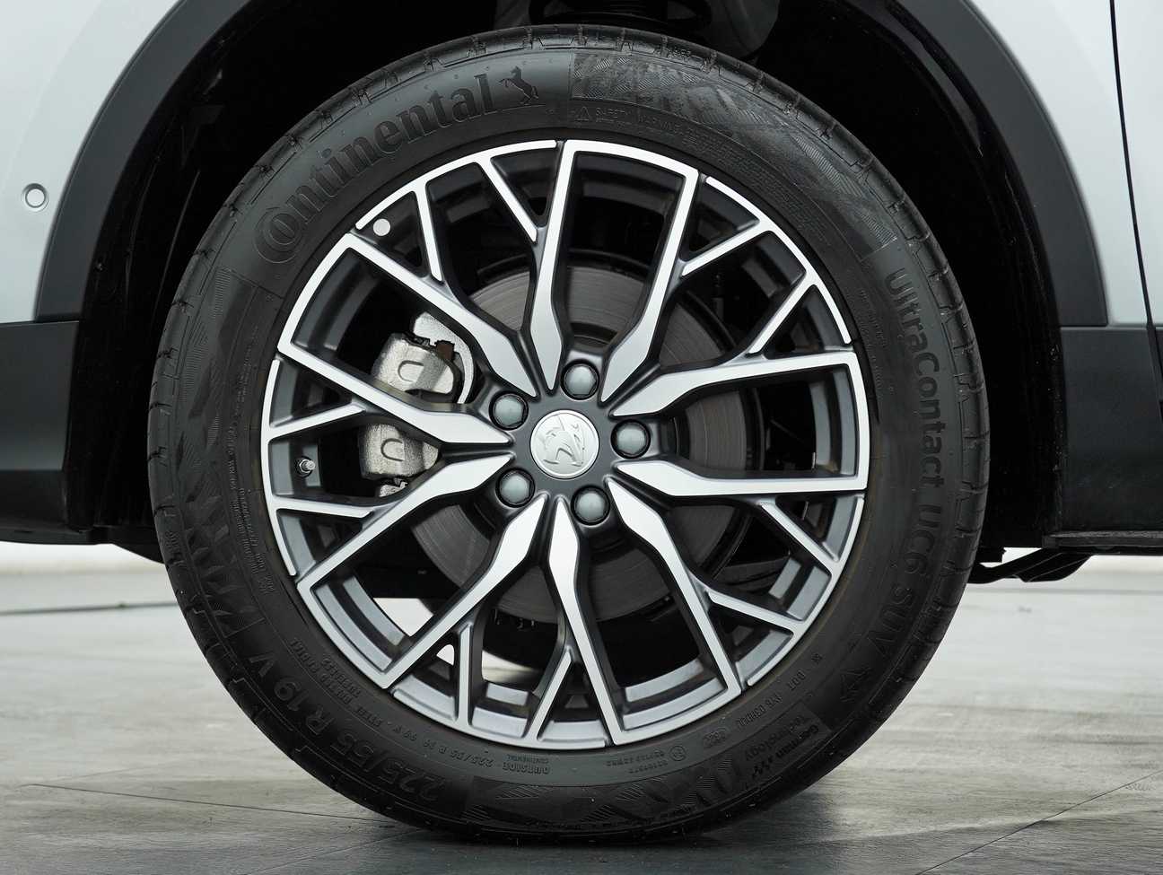 used 2023 Proton X70 Premium 1.5