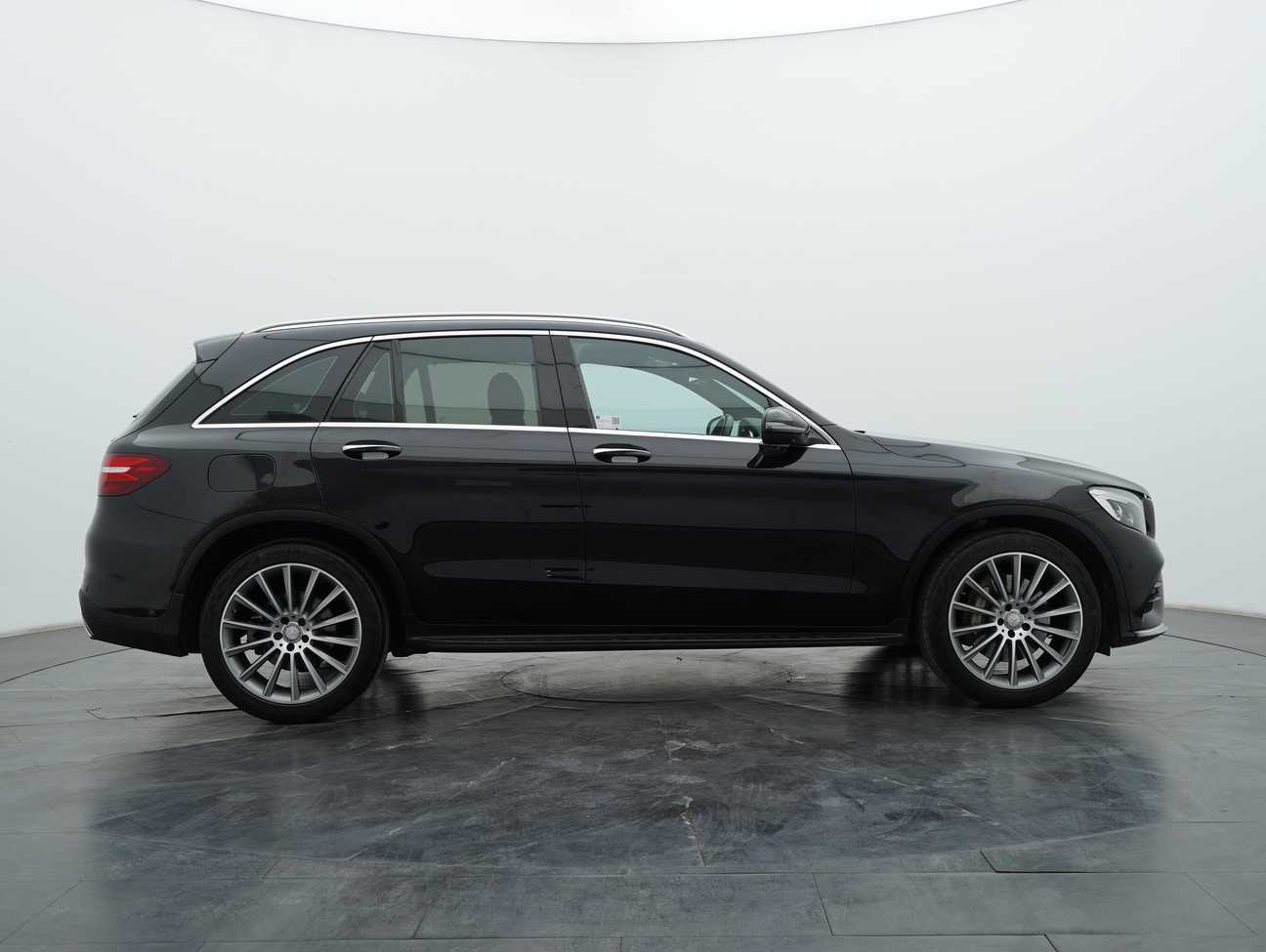used 2017 Mercedes-Benz GLC250 4MATIC 2.0