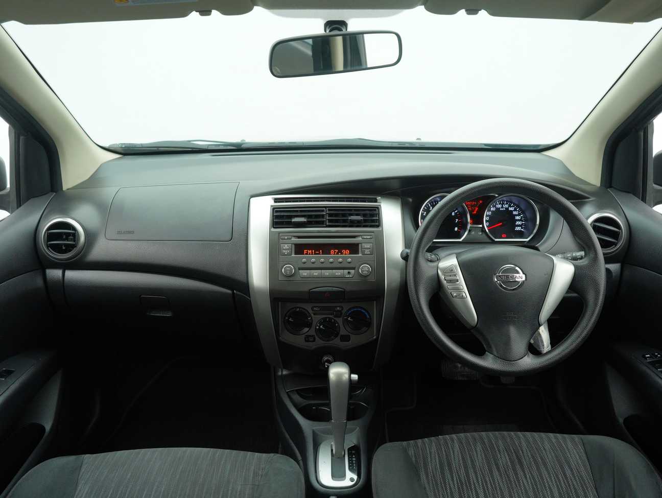 used 2017 Nissan Grand Livina Comfort 1.6