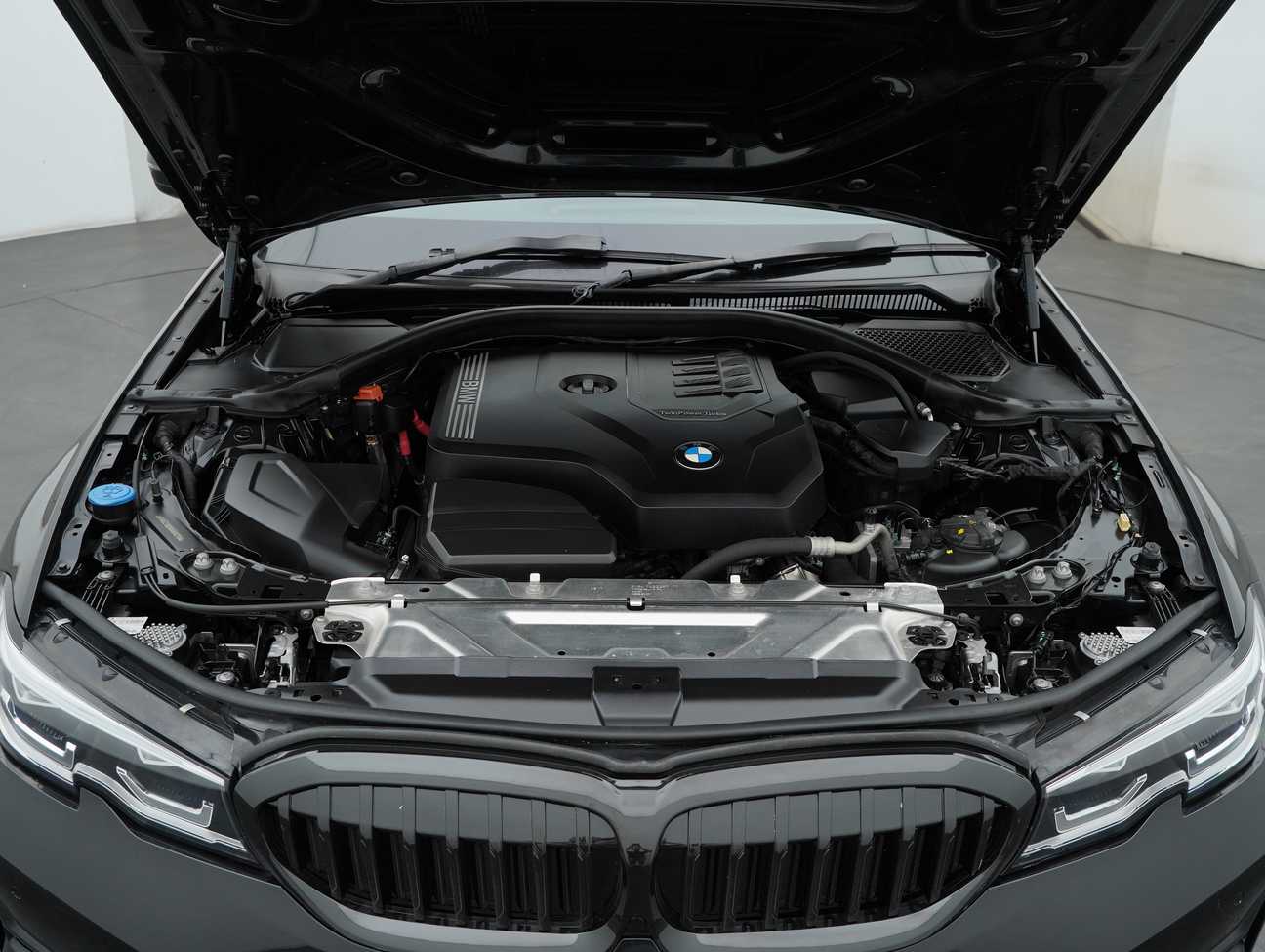 used 2022 BMW 320i Sport 2.0