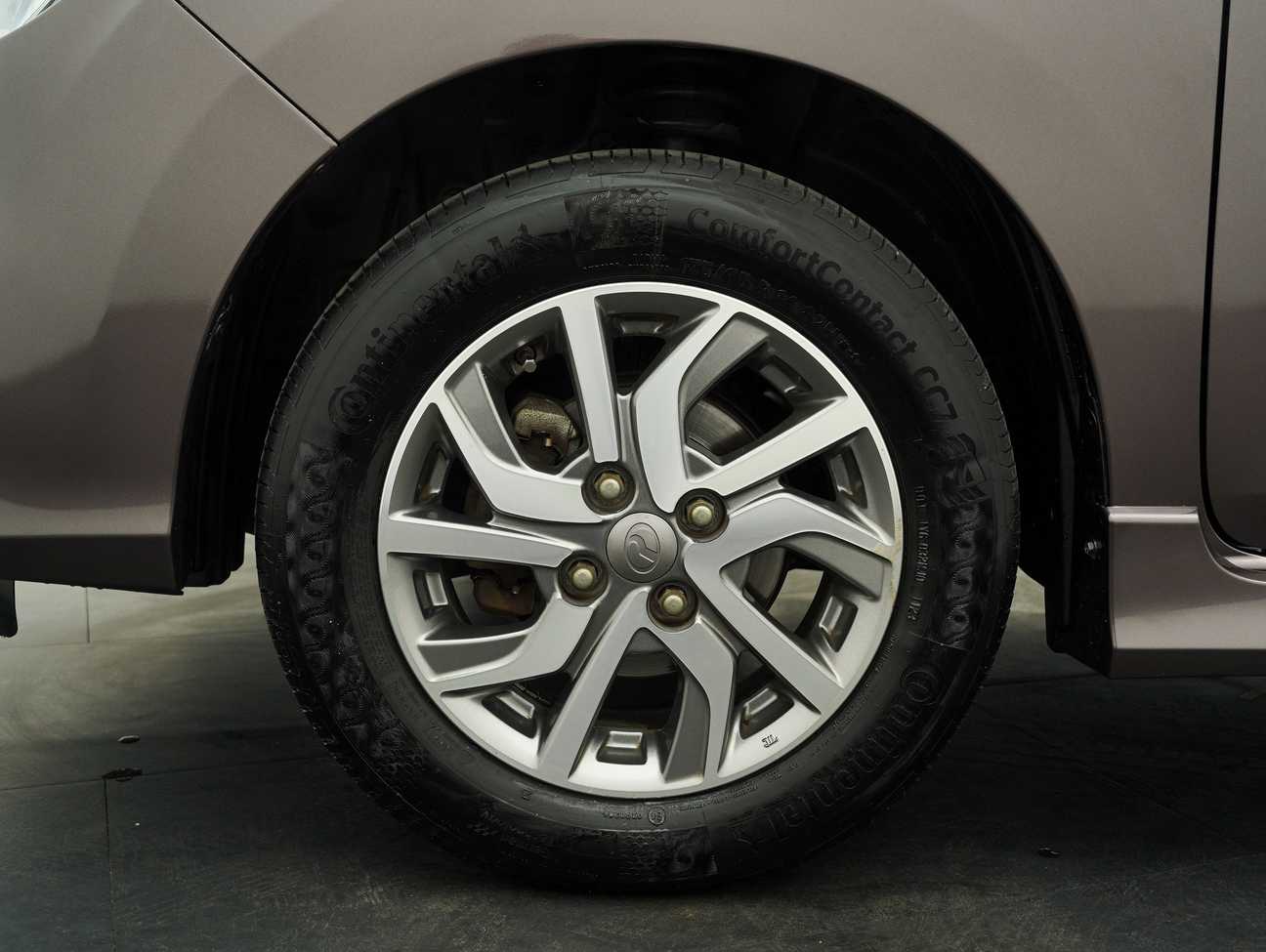 terpakai 2017 Perodua Bezza Advance 1.3