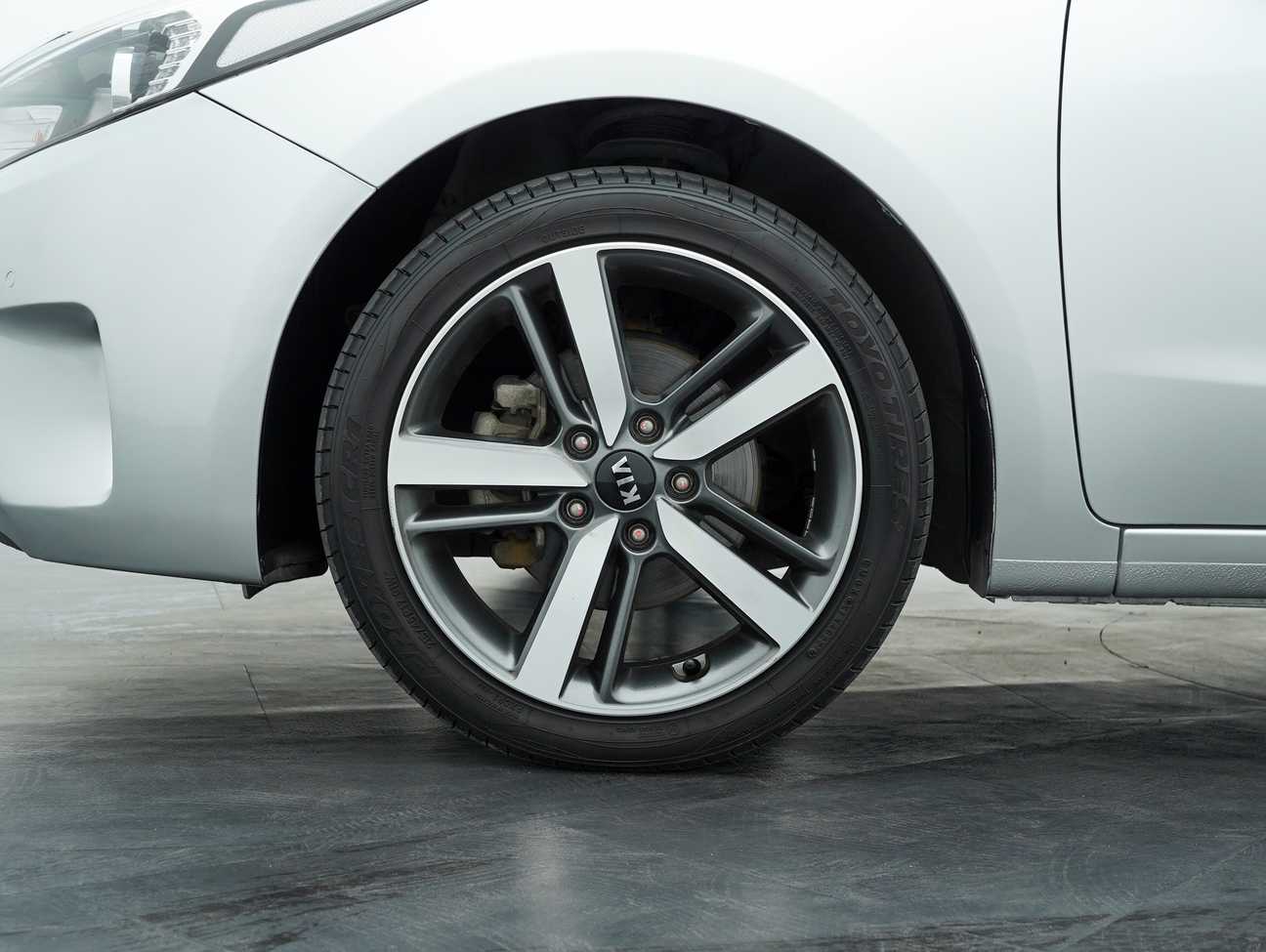 terpakai 2019 Kia Cerato K3 1.6