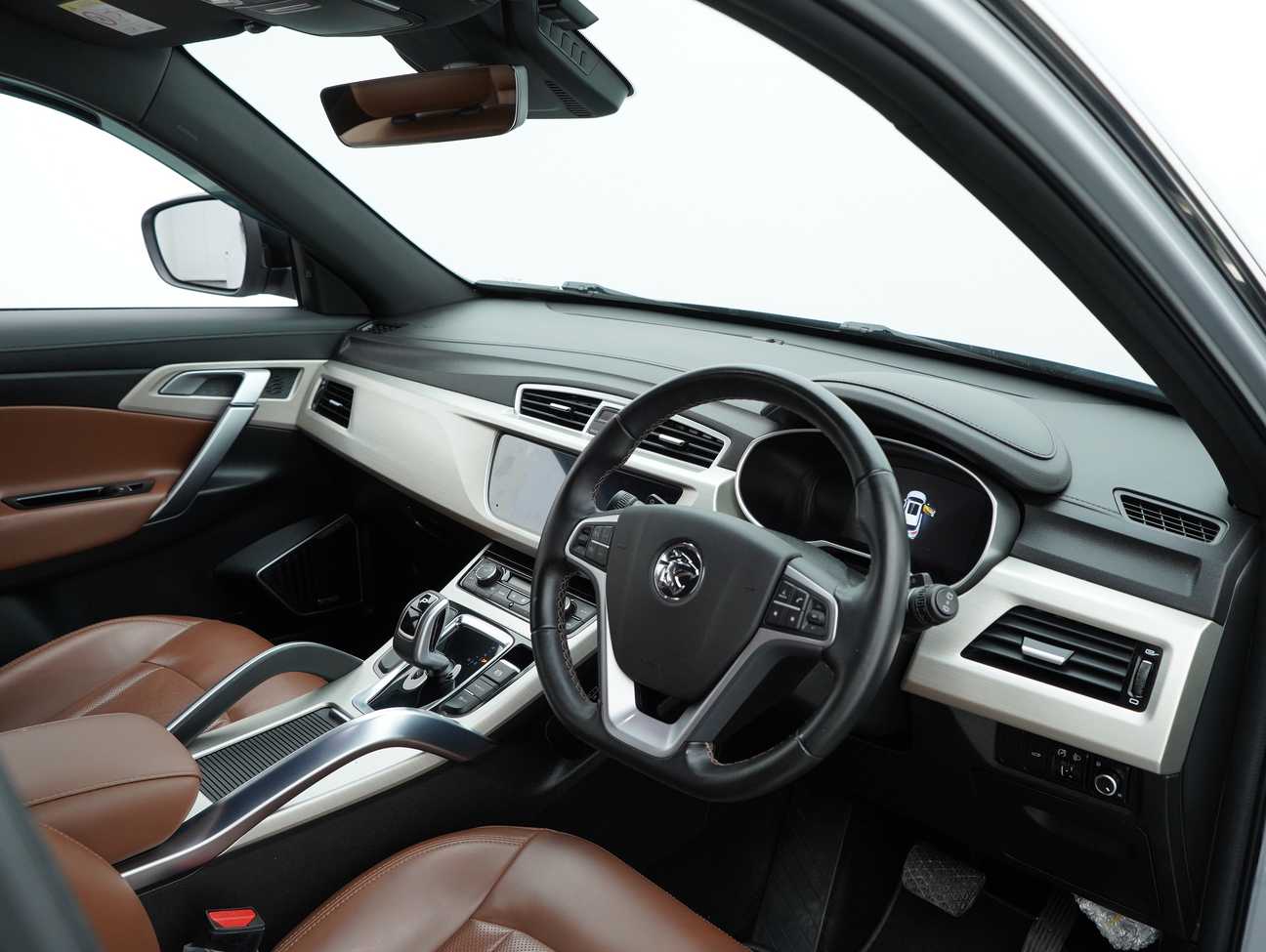 used 2022 Proton X70 Premium 1.5