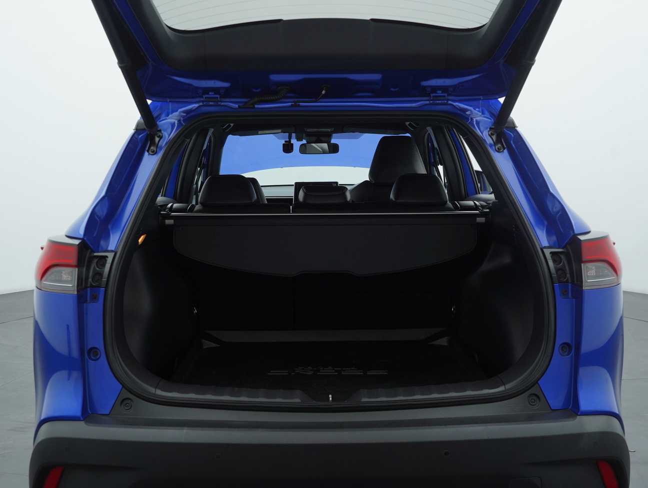 used 2022 Toyota Corolla Cross V 1.8