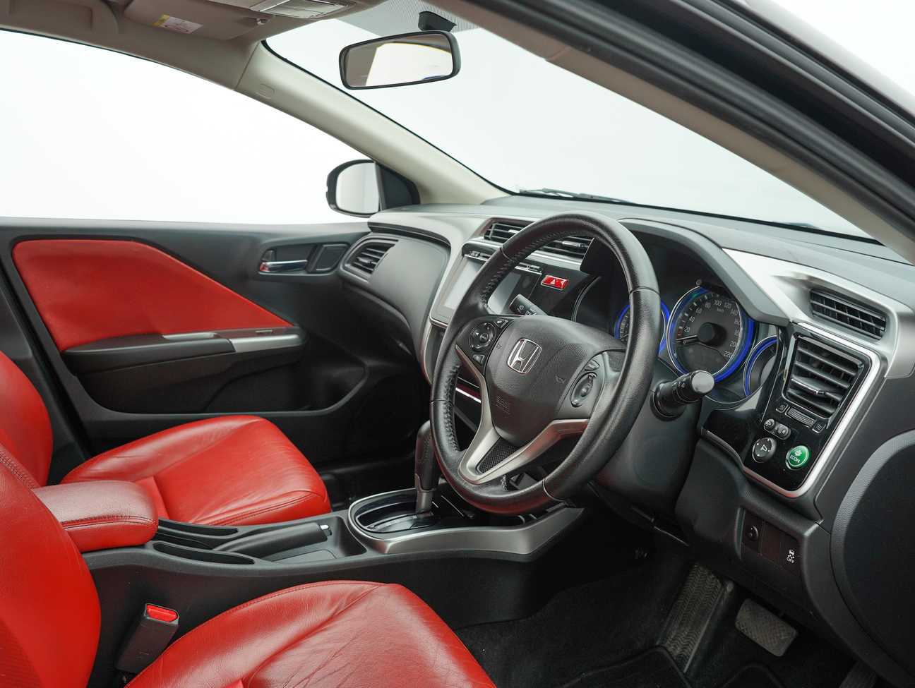 used 2016 Honda City V i-VTEC 1.5