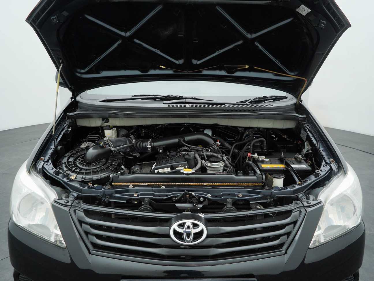 used 2014 Toyota Innova E 2.0