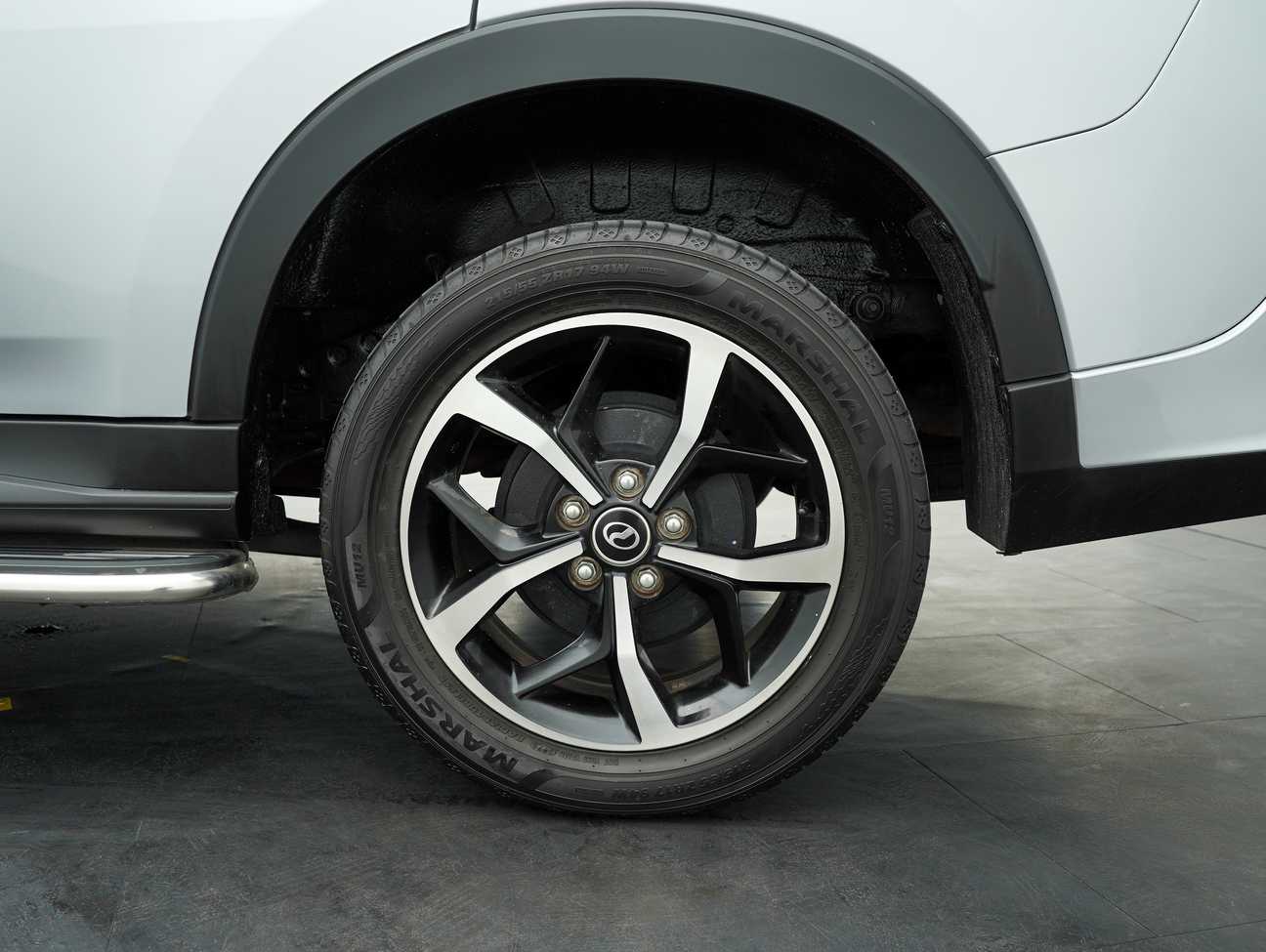 used 2019 Perodua Aruz AV 1.5