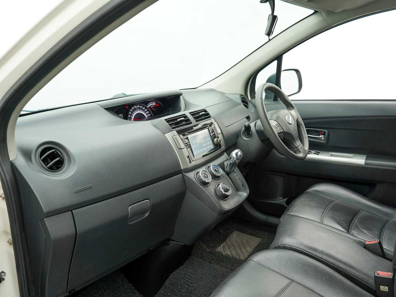 used 2015 Perodua Alza Advance 1.5