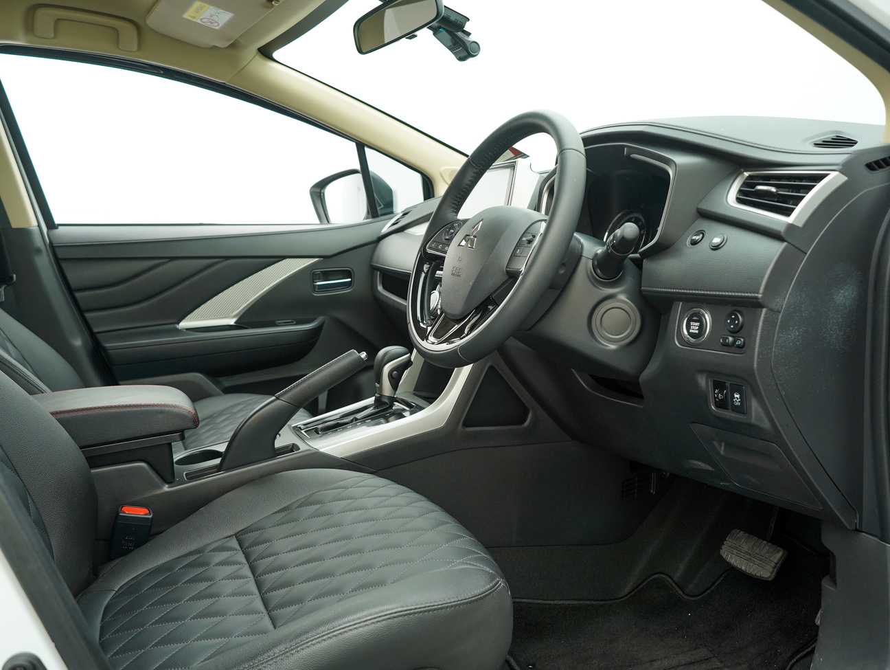 used 2022 Mitsubishi Xpander  1.5