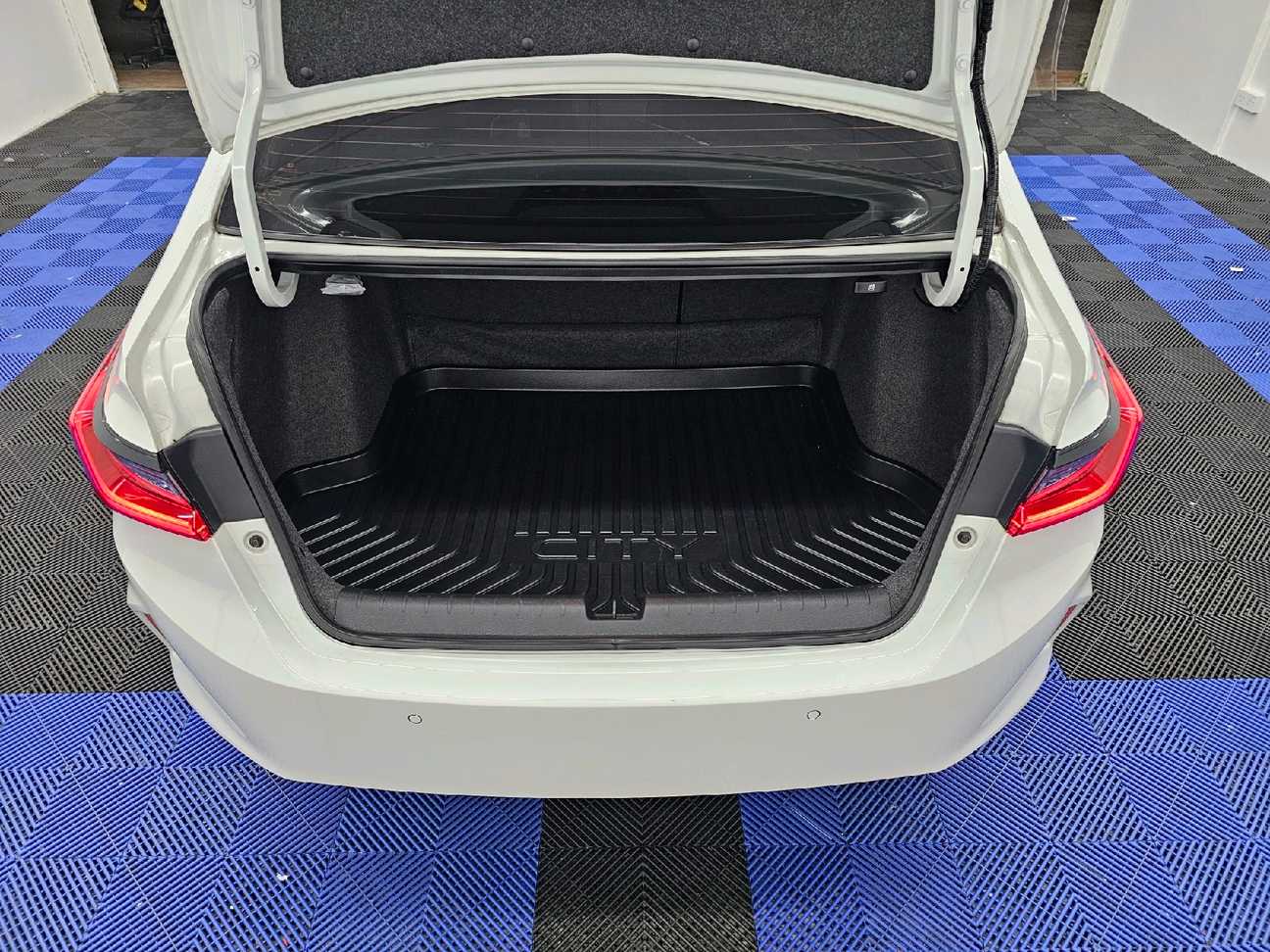 used 2022 Honda City V 1.5