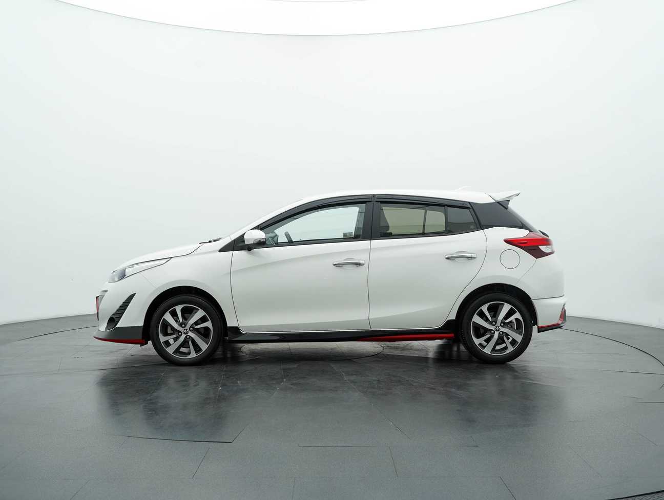 terpakai 2020 Toyota Yaris G 1.5