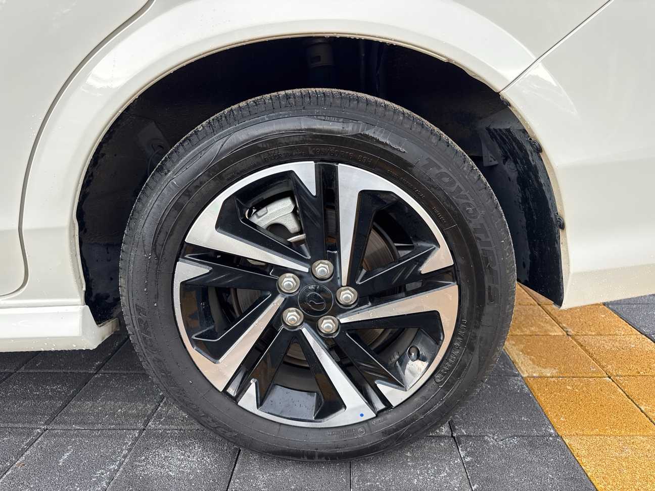 terpakai 2024 Perodua Alza AV 1.5