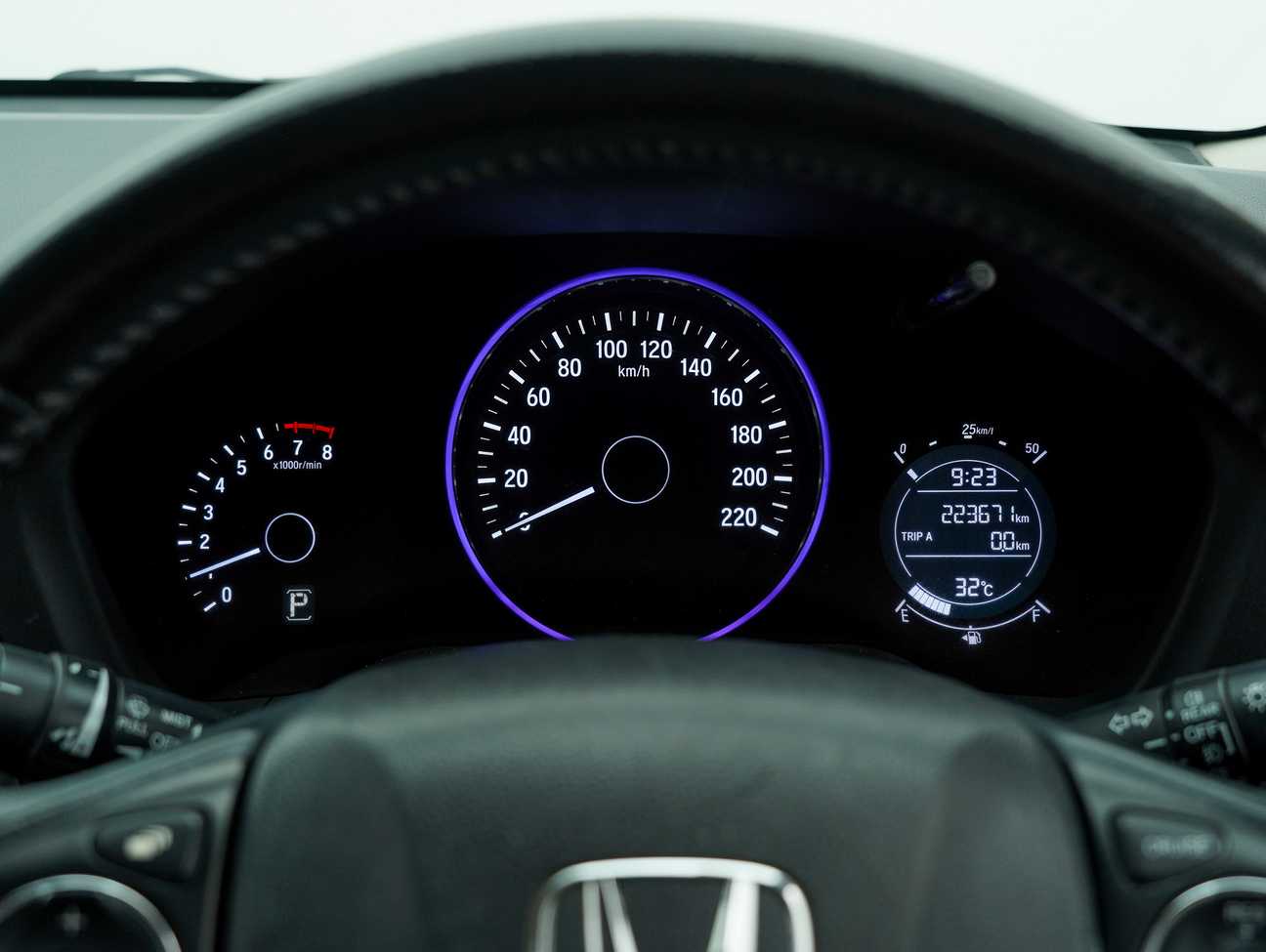 used 2015 Honda HR-V V 1.8