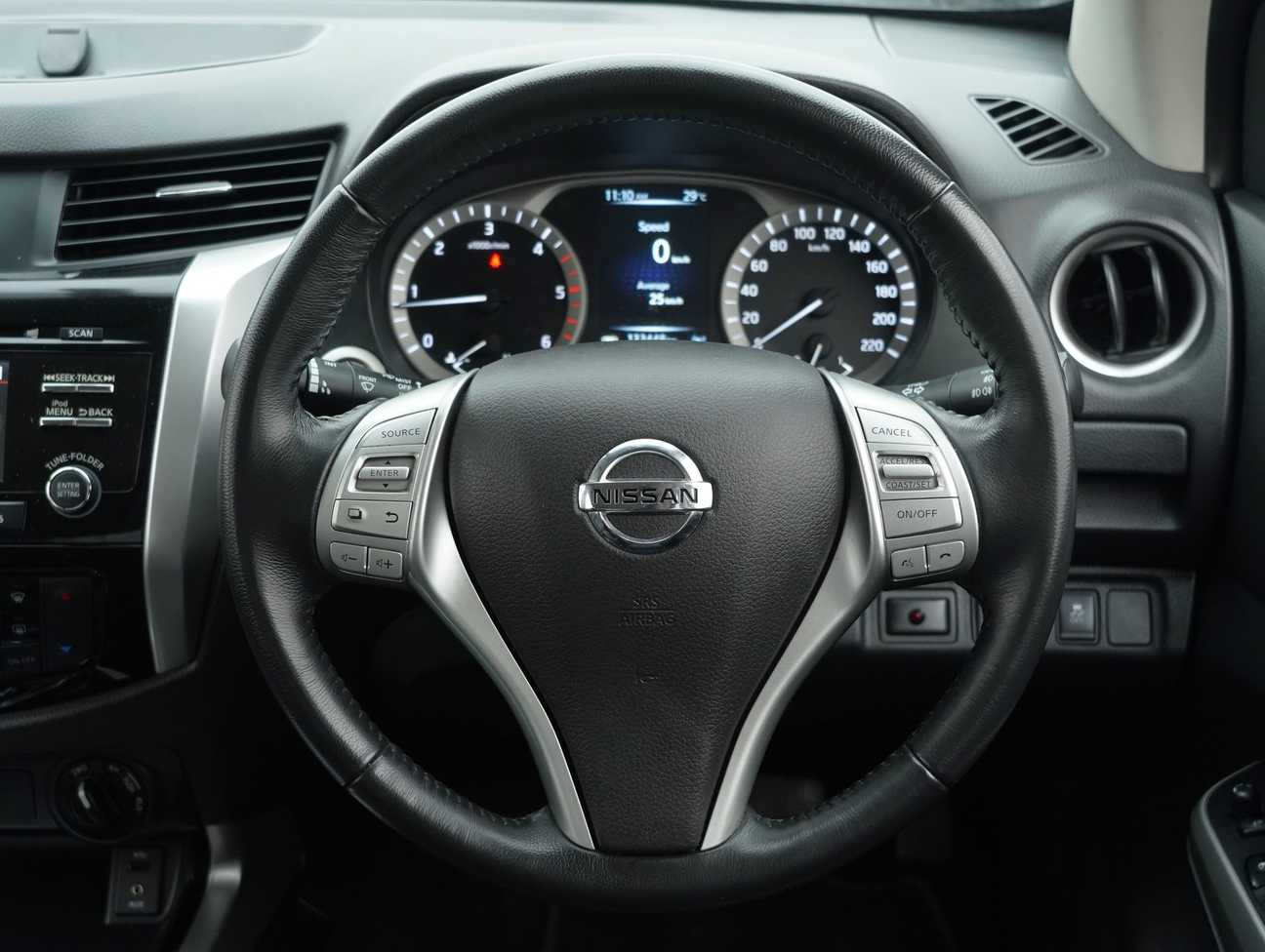used 2019 Nissan Navara NP300 VL Dual Cab 2.5