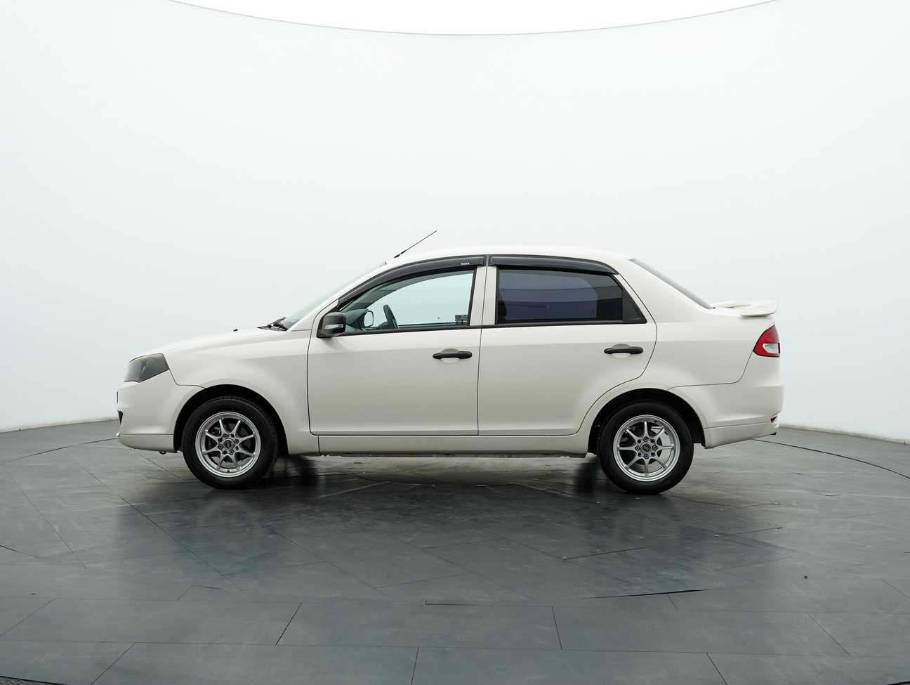 terpakai 2014 Proton Saga SV 1.3