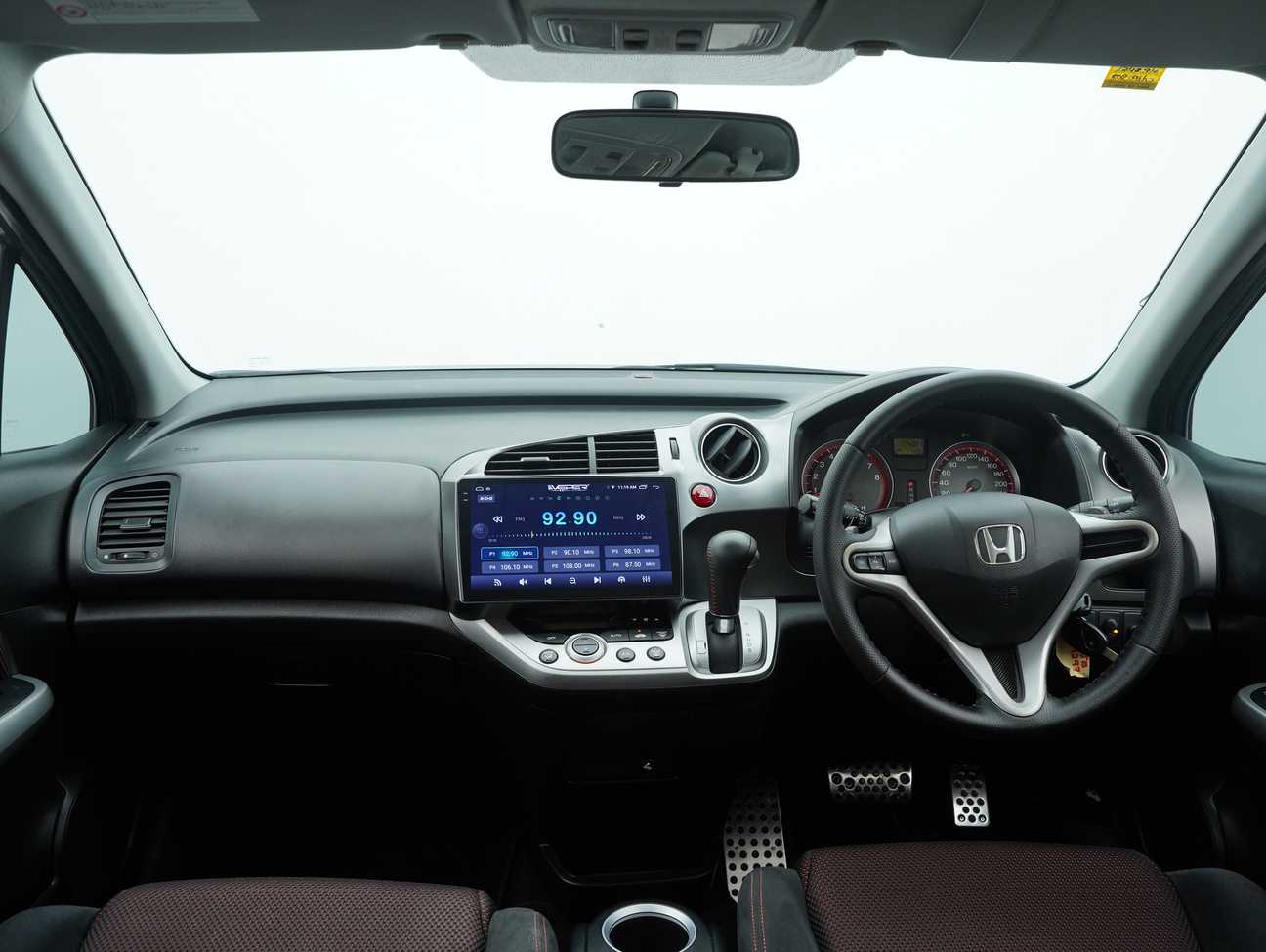 used 2012 Honda Stream i-VTEC RSZ 1.8