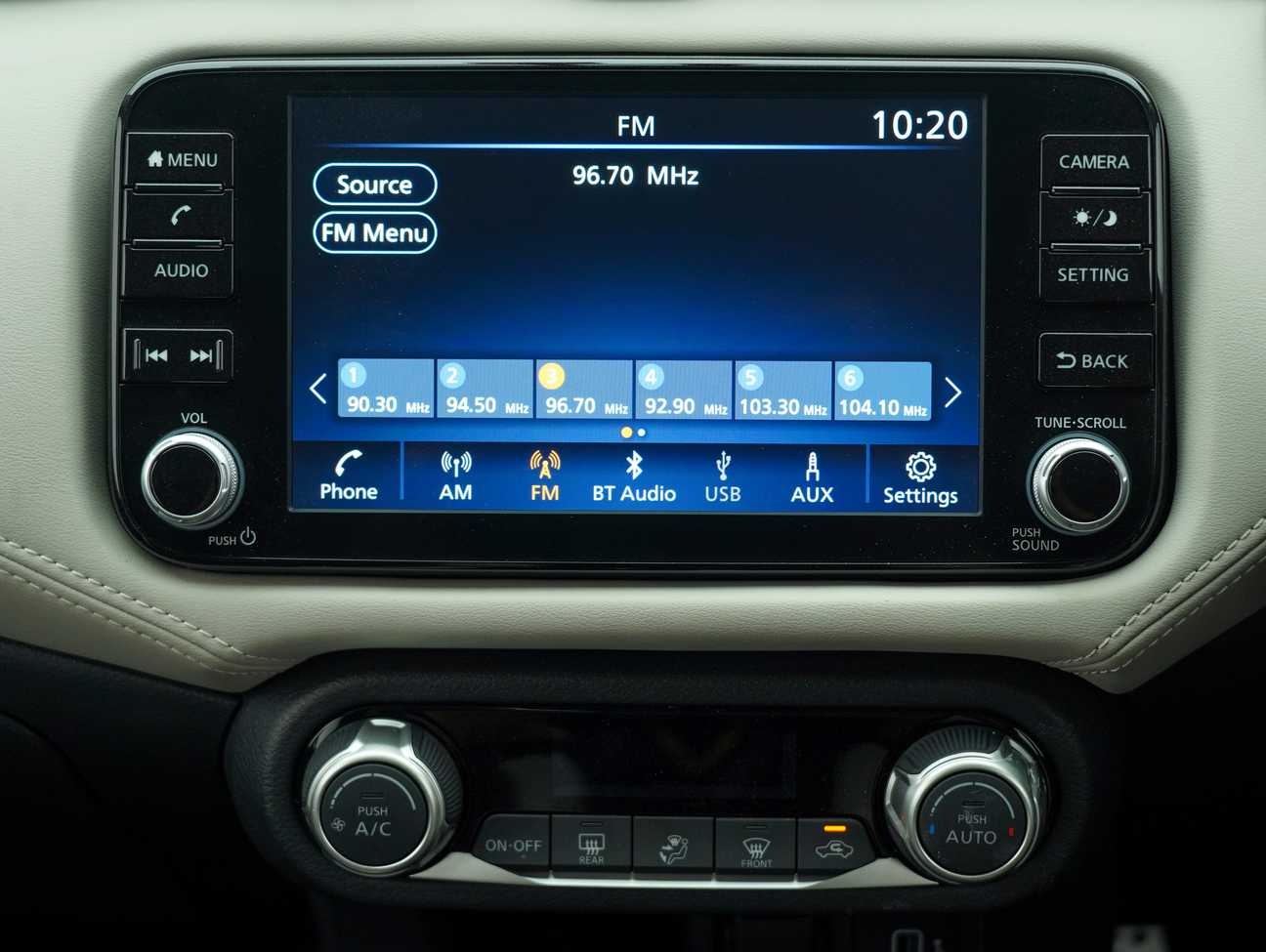 terpakai 2023 Nissan Almera VLT 1.0