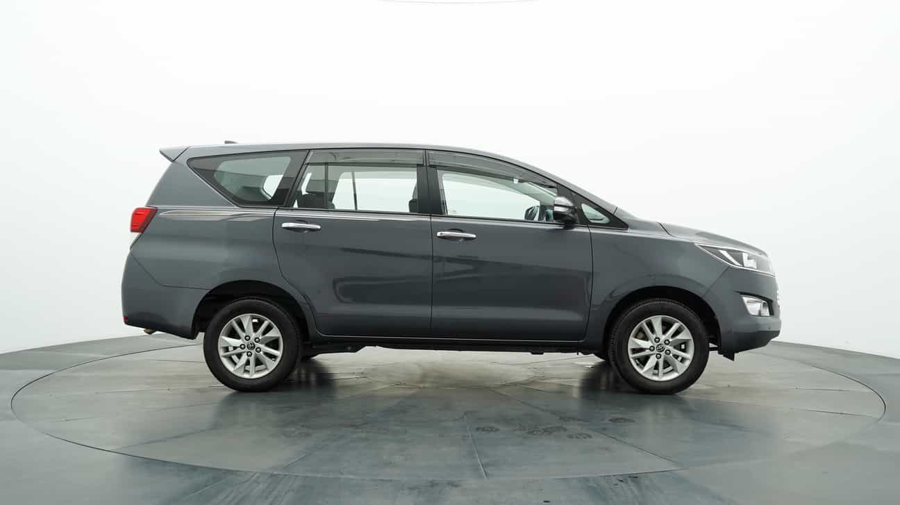 used 2017 Toyota INNOVA G 2.0
