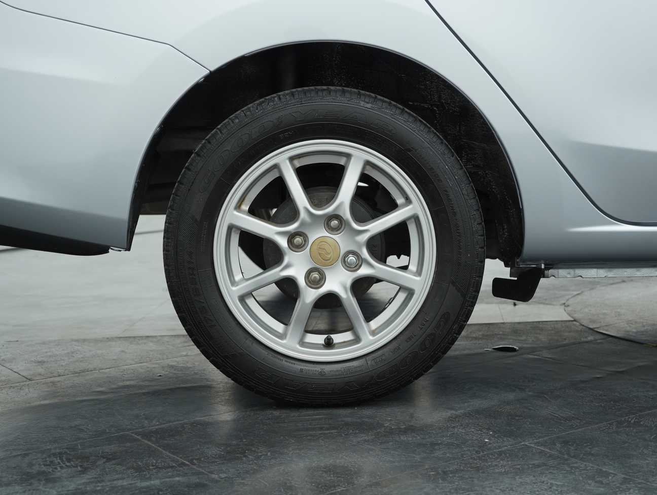 terpakai 2017 Perodua Bezza X Premium 1.3