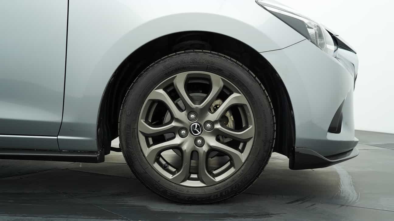 used 2017 Mazda 2 SEDAN 1.5