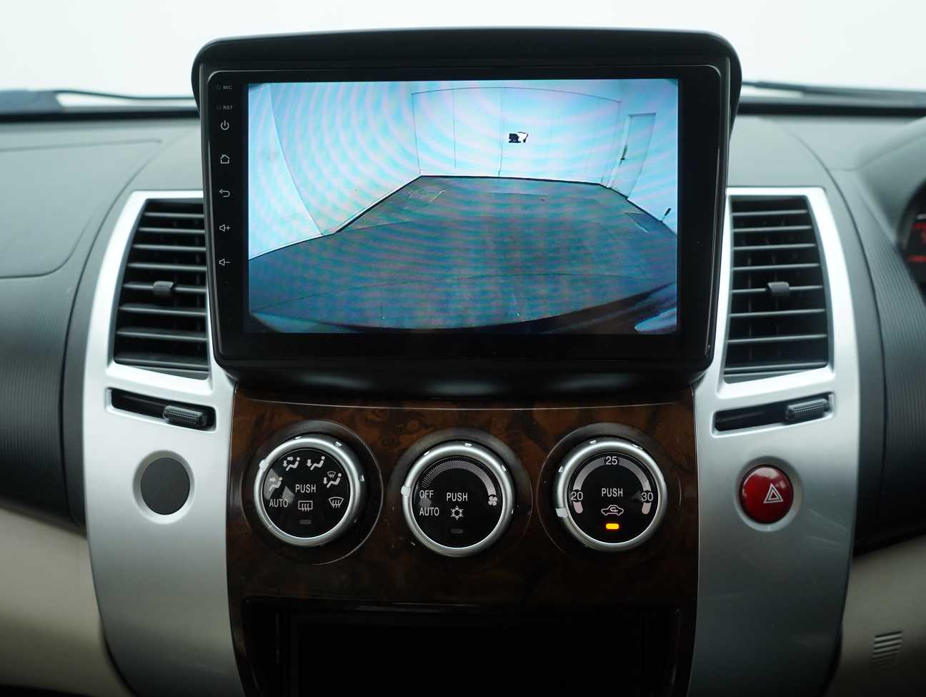 used 2013 Mitsubishi Pajero Sport VGT 2.5