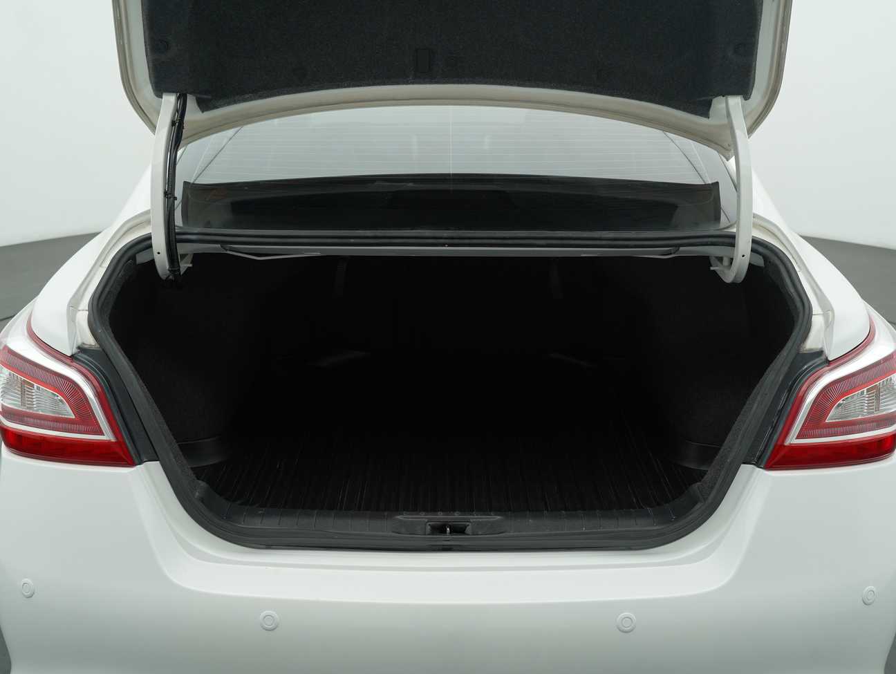 used 2014 Nissan Teana XL 2.0