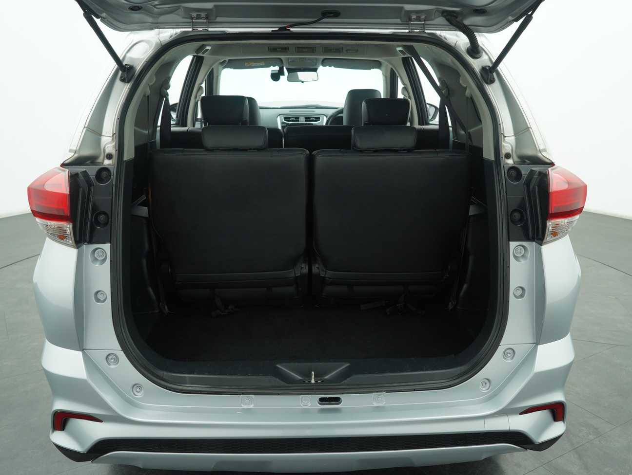 terpakai 2020 Perodua Aruz AV 1.5