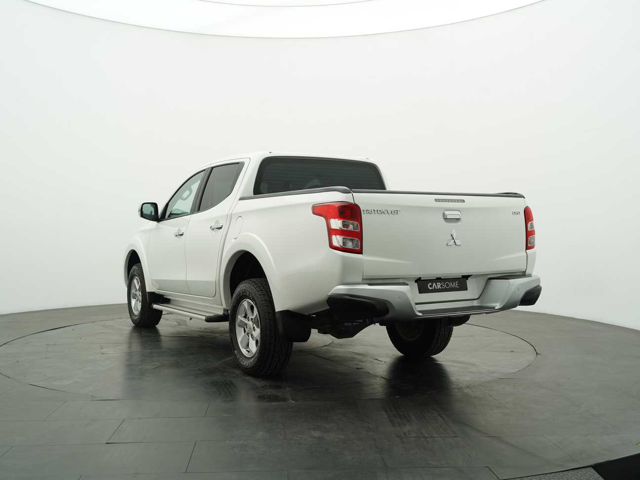 used 2015 Mitsubishi Triton VGT Dual Cab 4X4 2.5