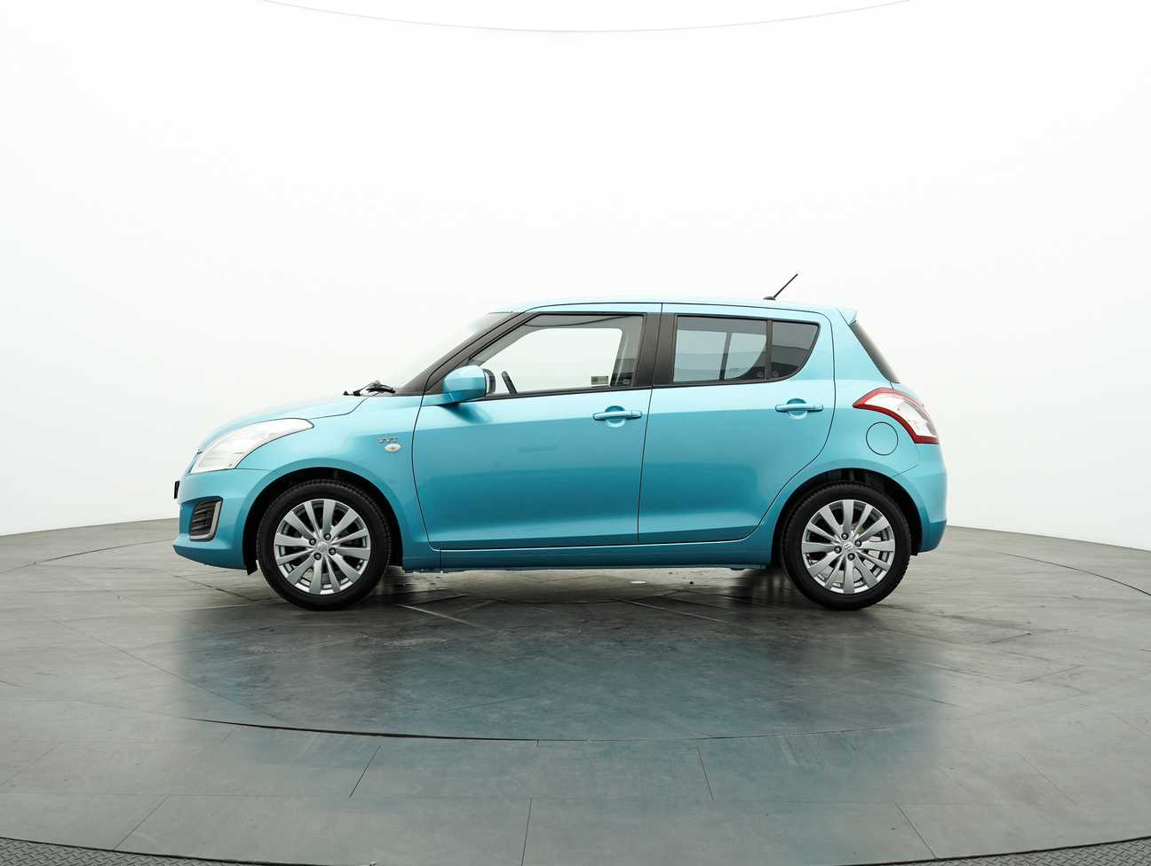 used 2015 Suzuki Swift GL 1.4