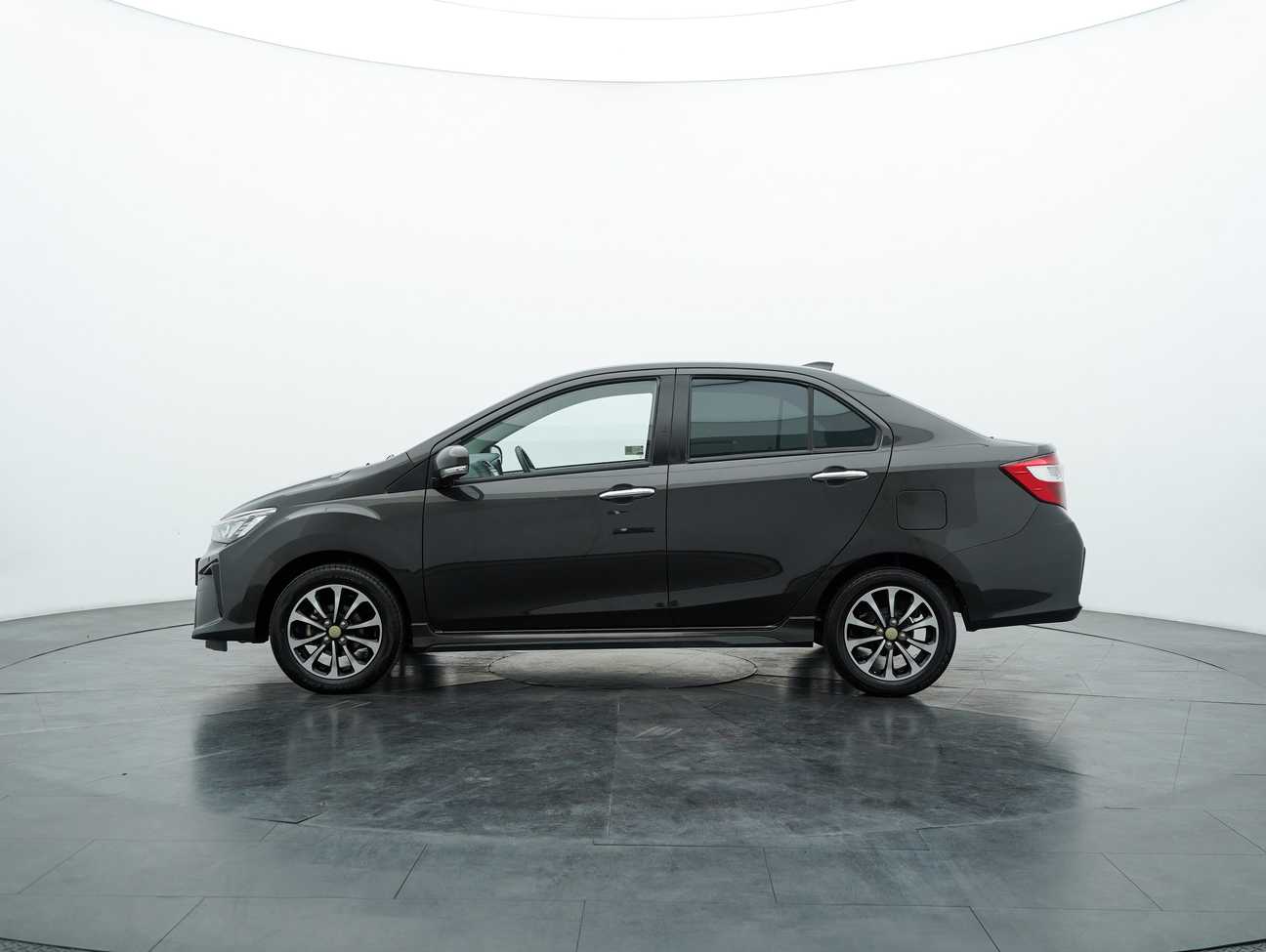 used 2021 Perodua Bezza Advance 1.3