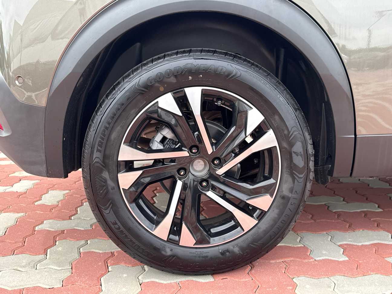 used 2025 Peugeot 2008 Allure 1.2