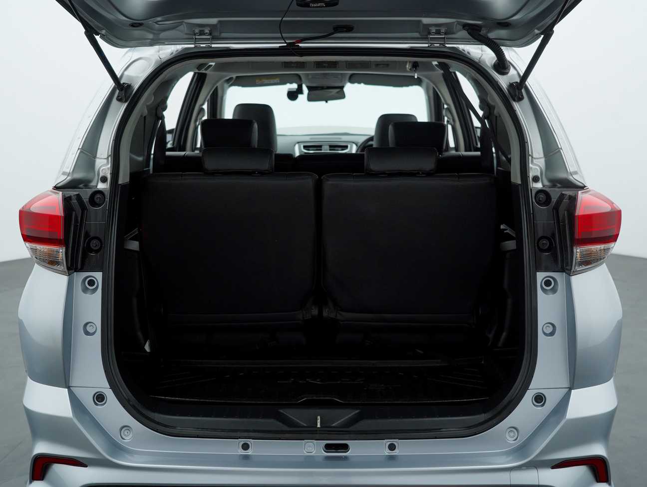 terpakai 2020 Perodua Aruz AV 1.5